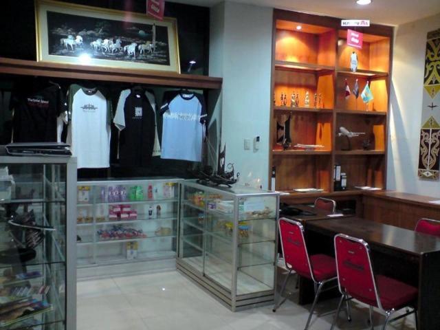 Amans Inn Ambon Zewnętrze zdjęcie